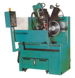 智能升級 工業(yè)自動化控制設(shè)備在現(xiàn)代木工機(jī)械中的應(yīng)用與展望